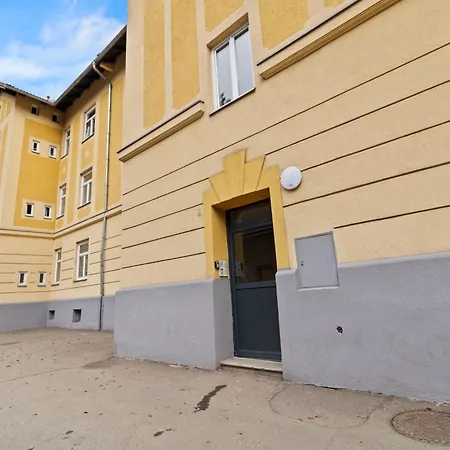 Apartment Farawayhomes Studio Leoben #K6 *